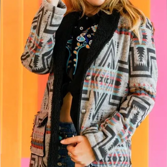 Lucky & Blessed Jackets & Blazers - Lucky & Blessed Aztec Sherpa Jacket size Medium